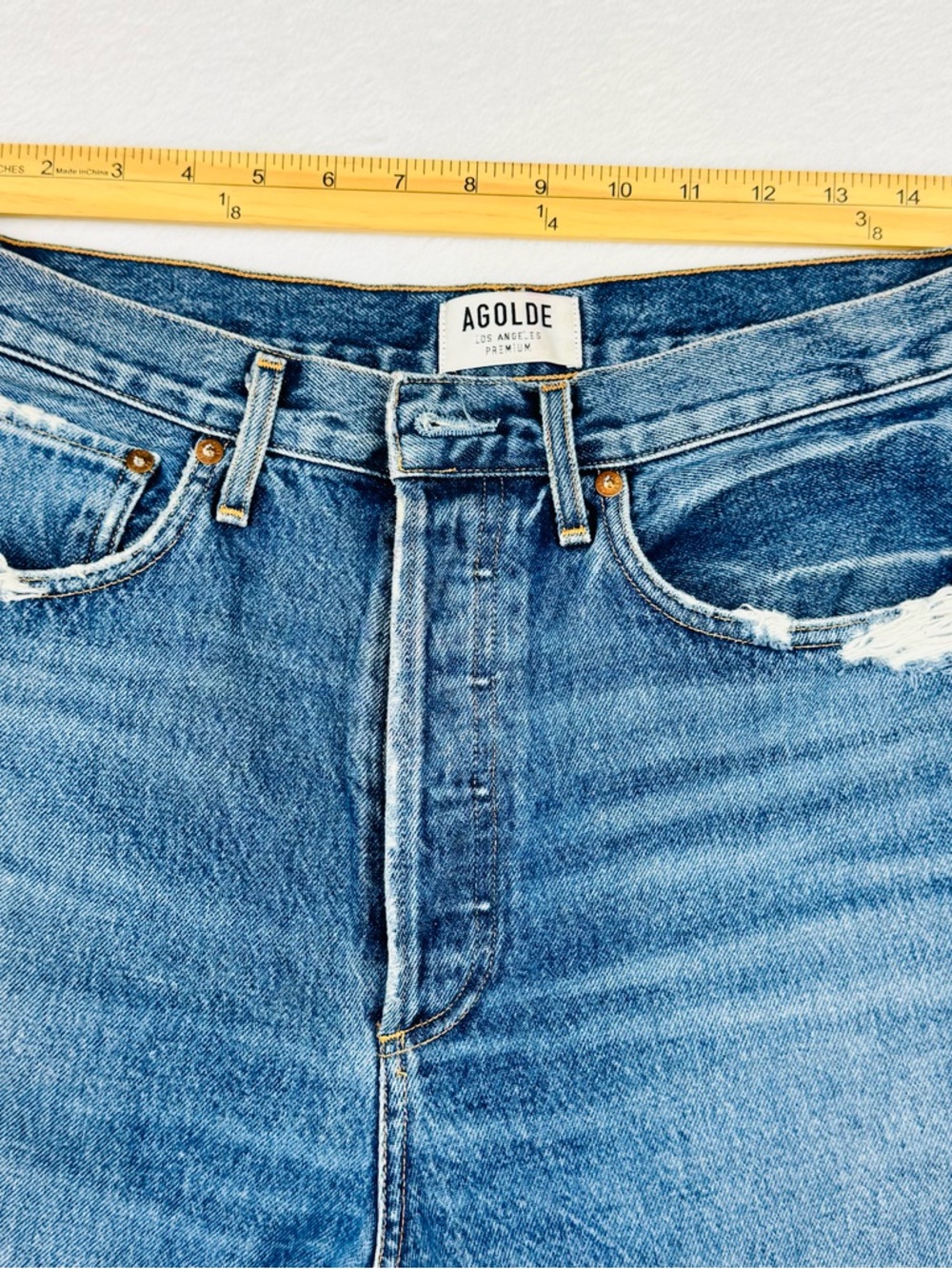 AGOLDE 90's High Rise Loose Fit jeans in a distressed blue wash. Size 29. - Picture 4 of 10